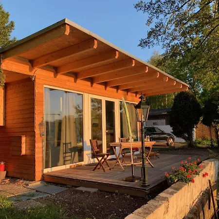 Tiny House Oder Auf Der Sunset Marina Lodge *