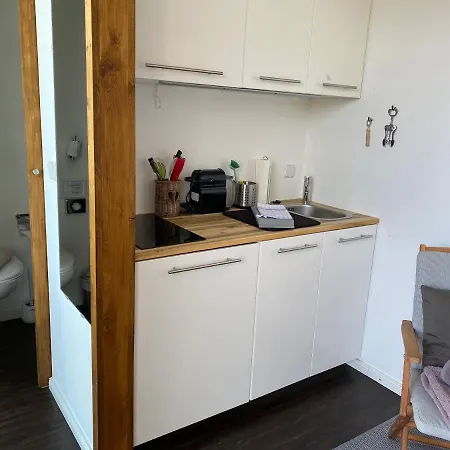 Tiny House Oder Auf Der Sunset Marina Lodge *