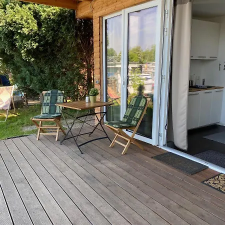 Tiny House Oder Auf Der Sunset Marina Lodge Berlin